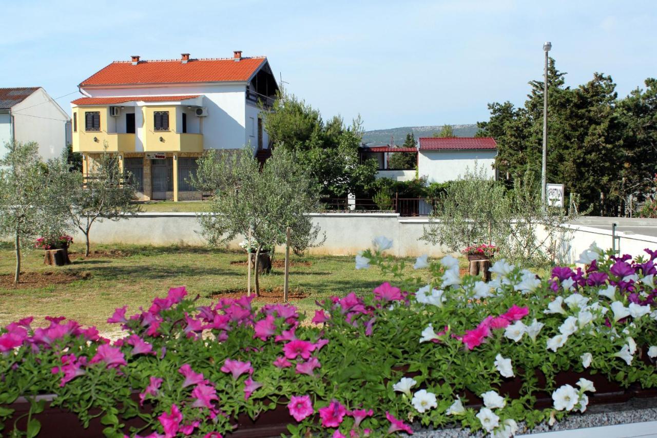 Apartments With A Parking Space Seline, Paklenica - 6603 Стариград-Пакленица Екстериор снимка
