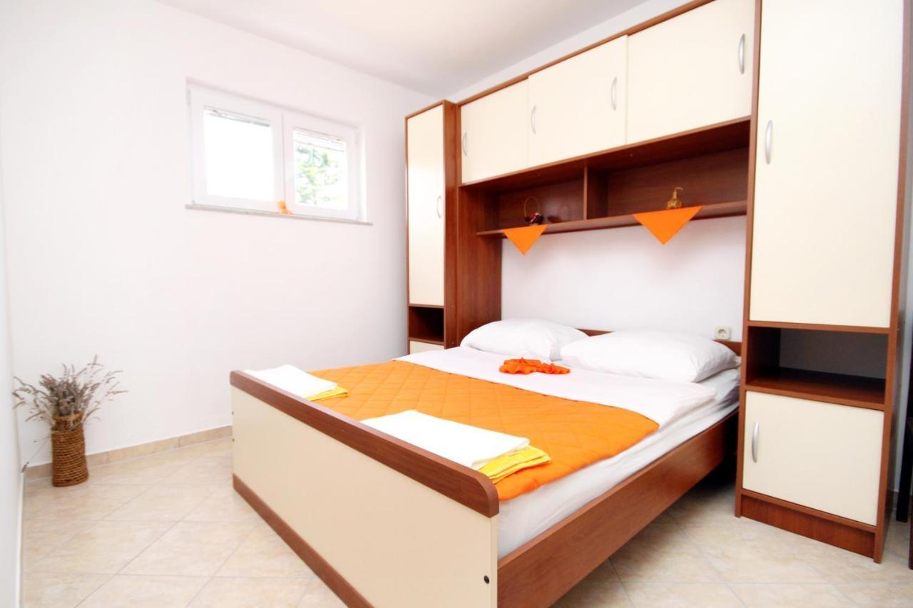 Apartments With A Parking Space Seline, Paklenica - 6603 Стариград-Пакленица Екстериор снимка